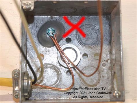 why does my junction box not have a ground ire|no ground wire in old box.